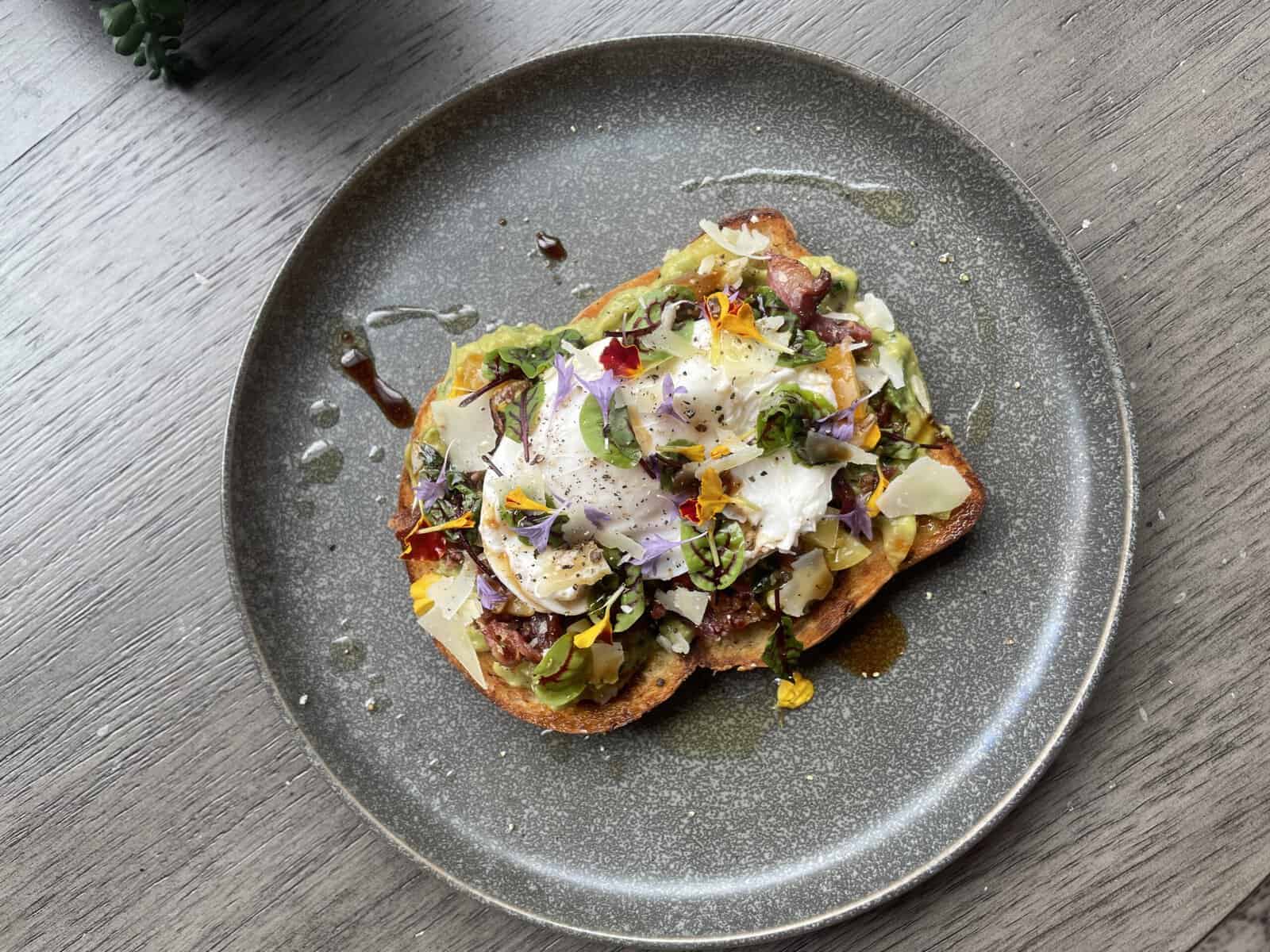 Avocado Egg Toast